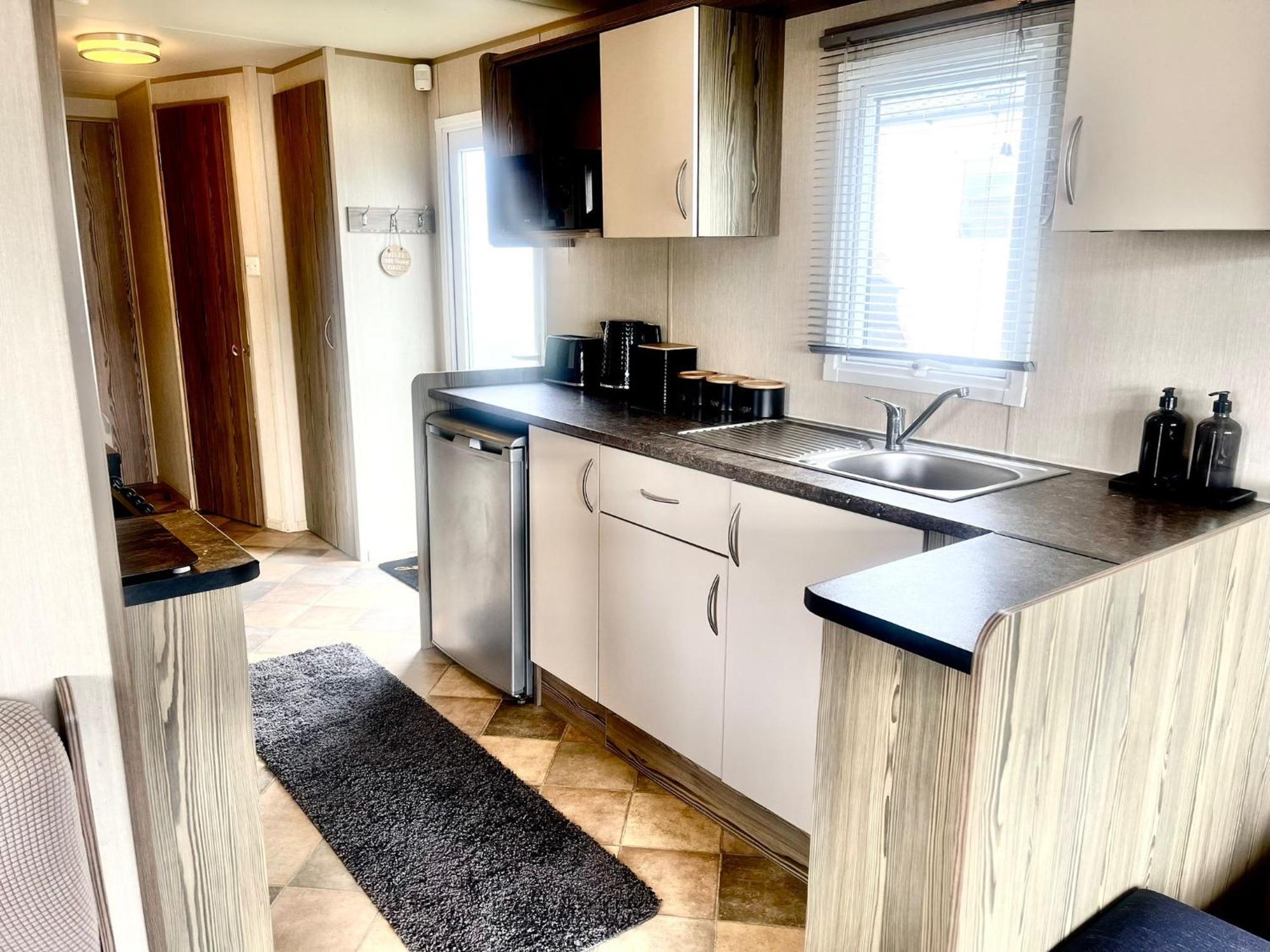 מלון Wyke Regis F&G Getaways מראה חיצוני תמונה